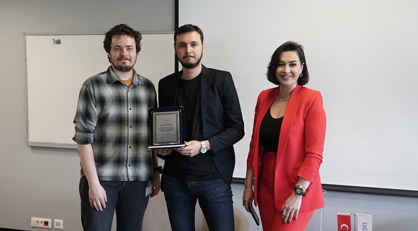 tv100.com Haber Koordinatörü Barış Yahya Çinçin, İstinye Üniversitesi İletişim Fakültesi öğrencileri ile buluştu