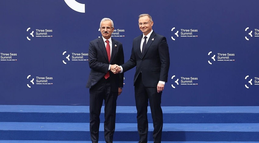 Türkiye, Üç Deniz Girişimi’nin stratejik ortağı oldu! Bakan Uraloğlu'ndan önemli açıklamalar