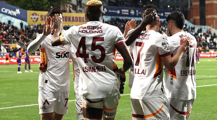 Galatasaray’da beklenmedik ayrılık gelişmesi! Kolombiyalı gazeteci duyurdu! Cimbom transfer için 20 milyon euro istiyor