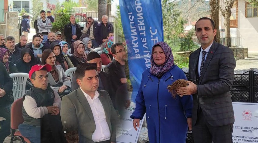 Çorum'da 140.000 tanesi teker teker dağıtıldı... Yakın bir tarihte 140.000 tanesi Çorum'dan tüm Türkiye'ye hepimize gelecek