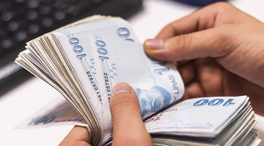 Milyonların beklediği haber: Memur ve emeklilerin zam oranları belli oldu!