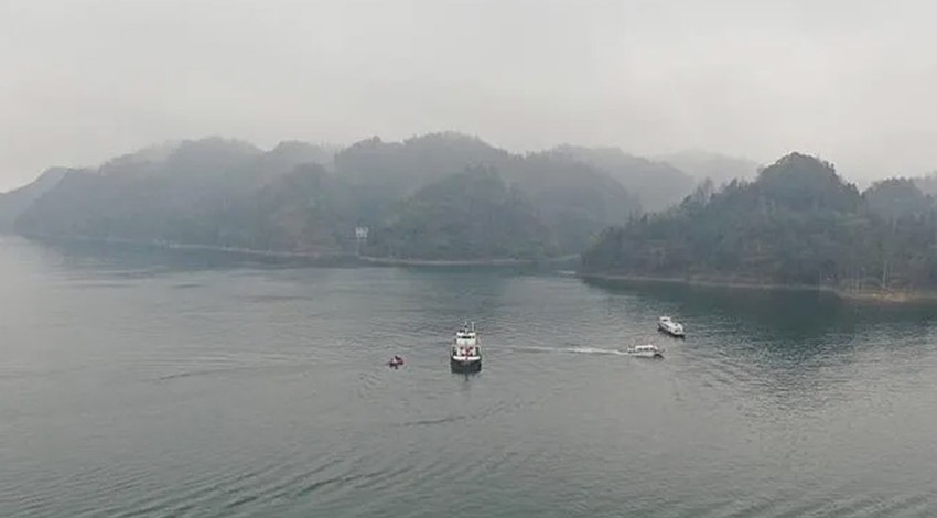 Çin'de turist gezisi faciayla son buldu! 4 tekne alabora oldu: 10 ölü