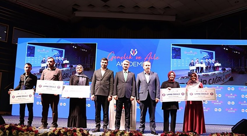 Genç Memur-Sen Türkiye Buluşması ve Ödül Töreni Ankara'da Gerçekleştirildi