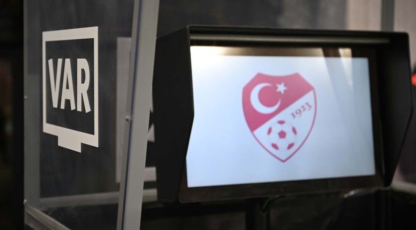 TFF duyurdu! Trabzonspor - Galatasaray maçının VAR hakemi belli oldu
