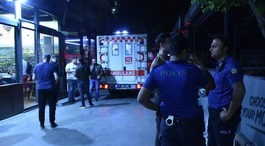 İzmir’de patlama: 4 yaralı! O anlar kameraya yansıdı