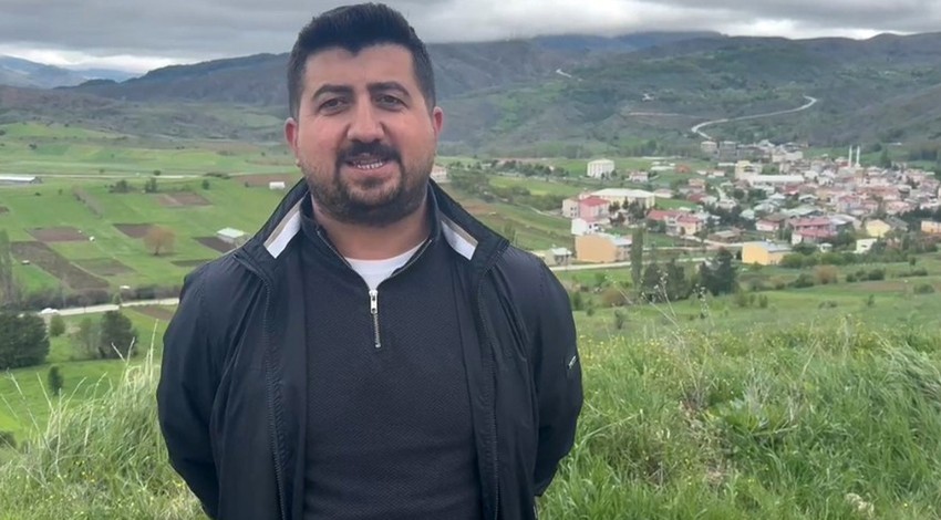 Sivas'ta doğada 1 tanesini yol kenarında görmüştü! Tam o 1 tanesini görüntülemek istediği sırada korkunç bir şey oldu