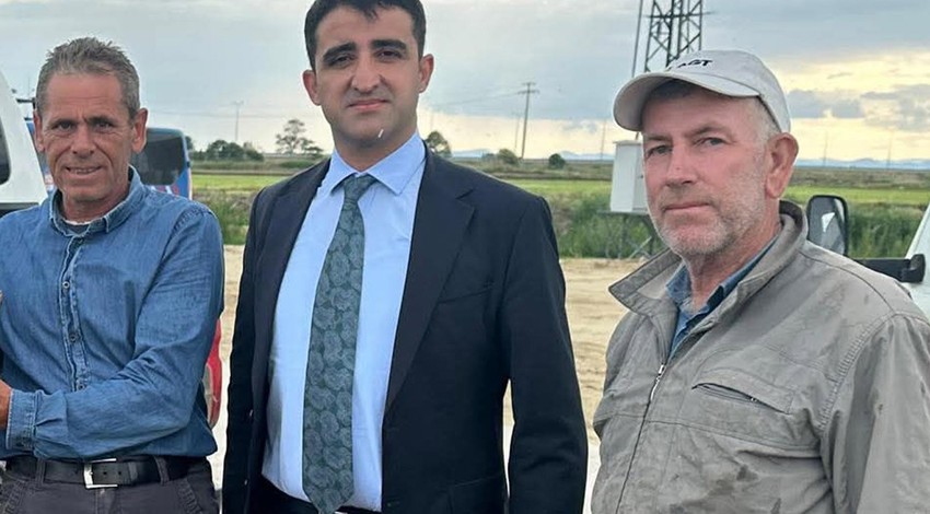 Edirne İpsala’da sulama kanalından gelen çırpınış sesleri çevredeki insanları harekete geçirdi. Kanalda o hayvanı görünce hemen kurtardılar