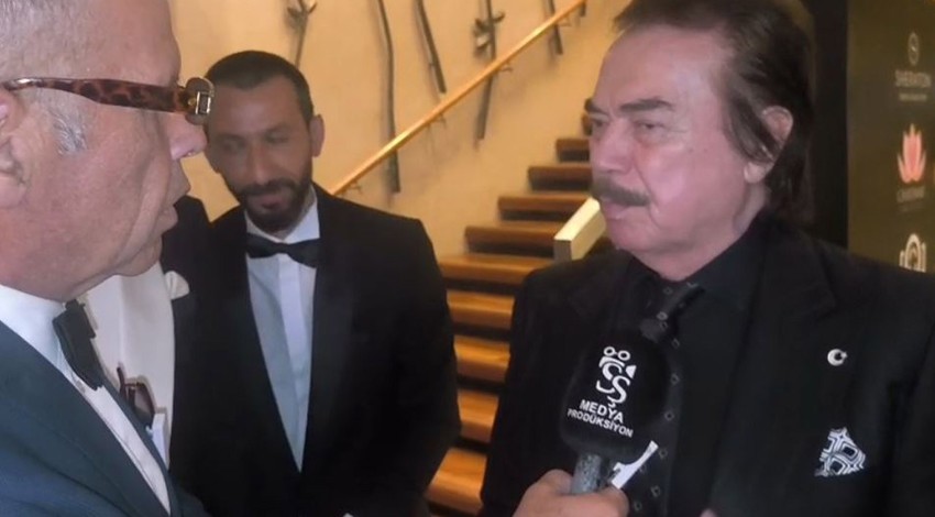 Uzun zamandan bu yana gözlerden uzaktı! Orhan Gencebay ödül gecesinde ortaya çıktı