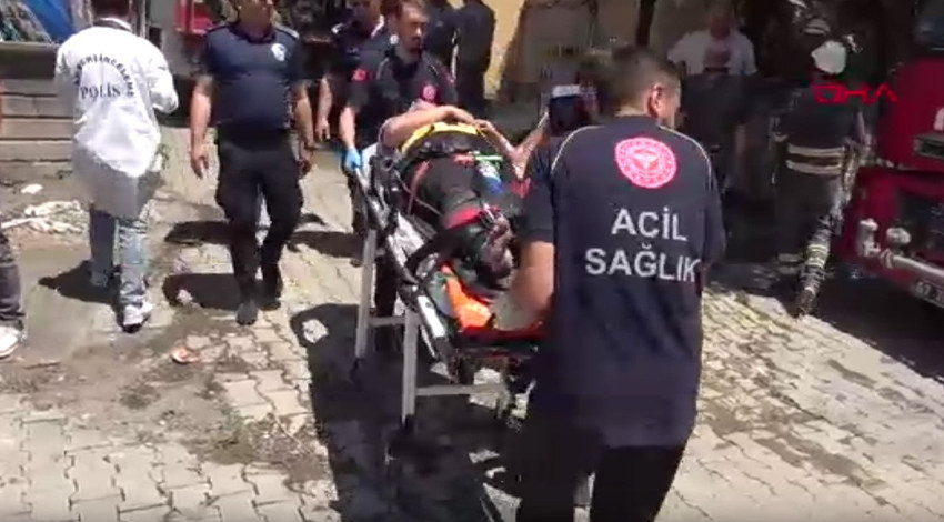 5 katlı binada patlama; Yaralılar var!