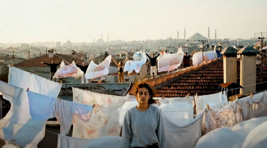 Sezen Aksu'nun yeni klibi, yapay zekayla çekildi