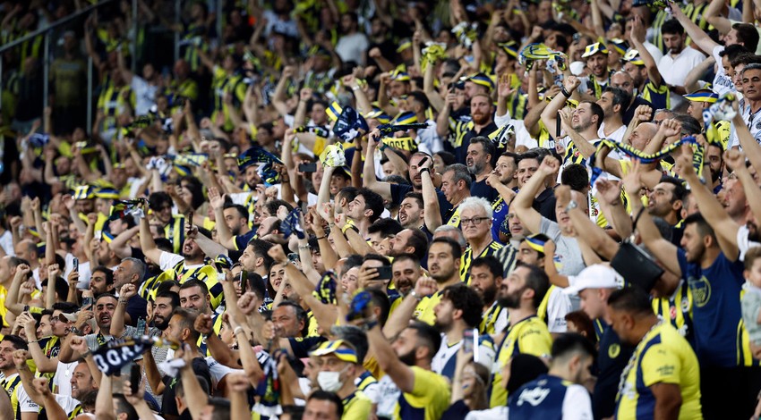 Fenerbahçelileri sevinçten çıldırtacak haber! Yıldız isim dünya devini reddetti! 3 yıllık anlaşma sağlandı