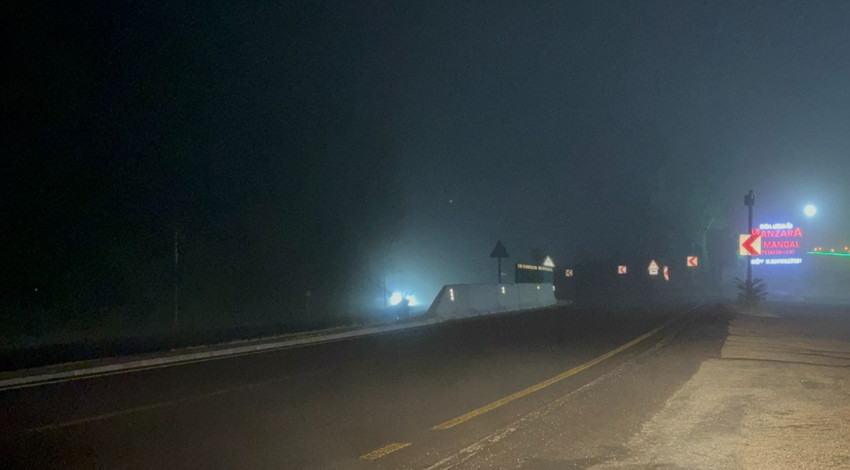 Düzce’de 35 derece sıcaklığın ardından Bolu Dağı’nda sis ve sağanak yağış etkili oldu