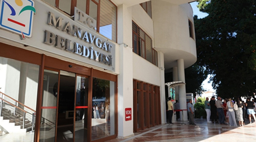 Manavgat'ta 'yolsuzluk' ve 'rüşvet' davası başladı
