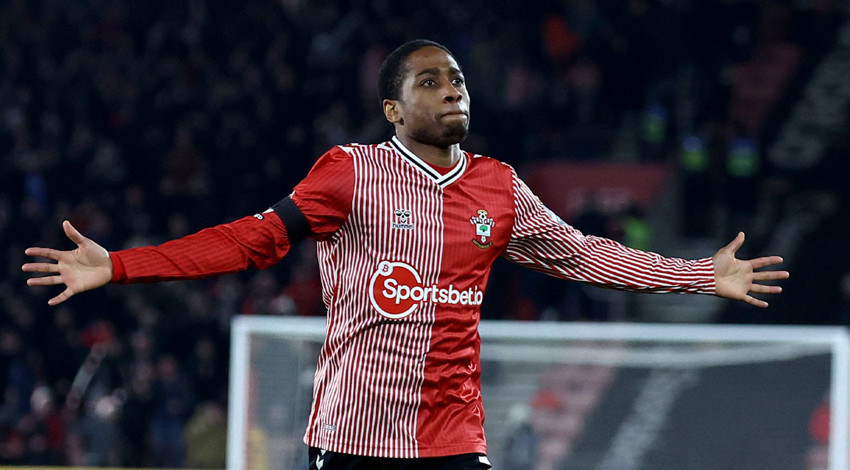 Beşiktaş duyurdu! Yeni transfer Kyle Walker- Peters'in gelişi ertelendi! Nedeni belli oldu