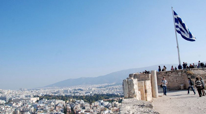 Yunanistan'da aşırı sıcak nedeniyle o saatlerde çalışmalar durduruldu