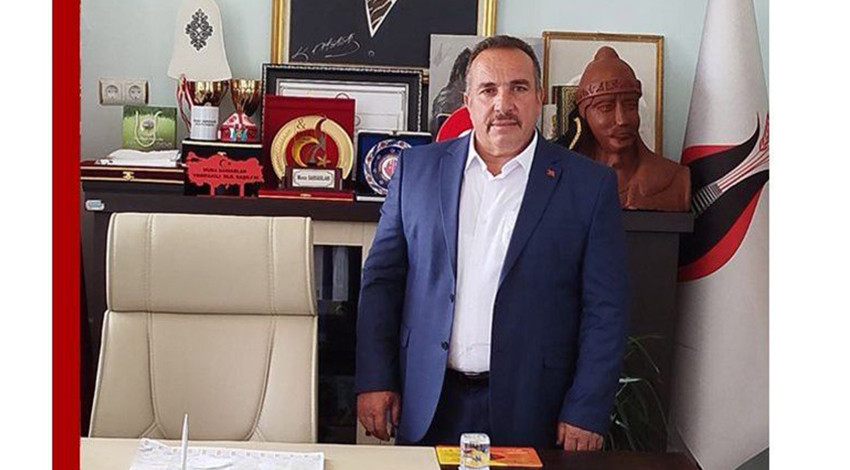 Yozgat Yenifakılı Belediye Başkanı Musa Sarıaslan, trafik kazasında hayatını kaybetti