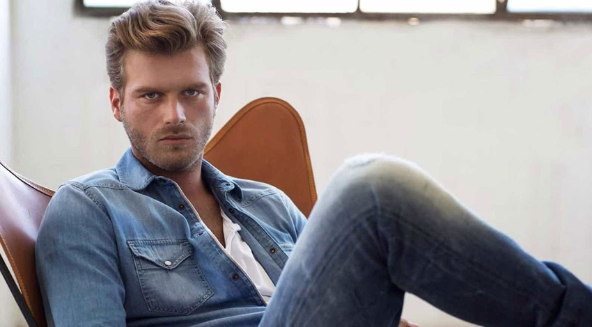 Kıvanç Tatlıtuğ kesenin ağzını açtı! 1,5 milyon Euro'luk yatıyla Yalıkavak'ta görüntülendi