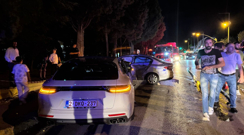 Kocaeli’de 2 otomobil çarpıştı: 4 yaralı