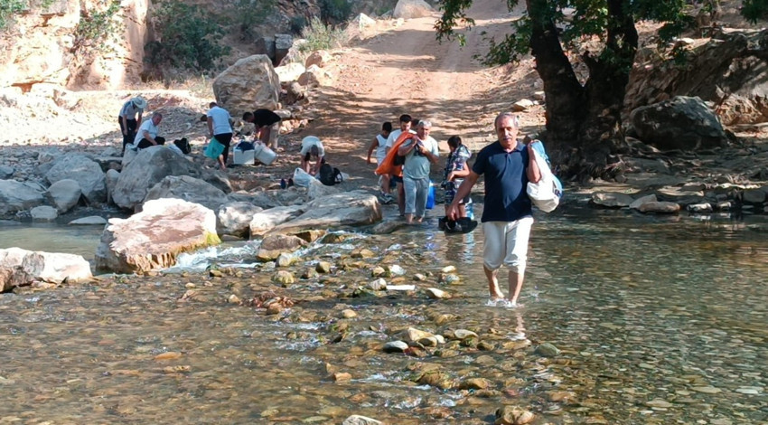 Batman ile Diyarbakır arasındaki Zore Vadisi, serinlemek isteyenlerin uğrak noktası oldu