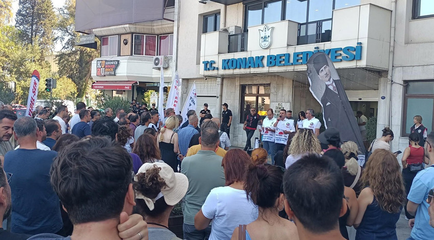 Konak Belediyesi memurlarından iş bırakma eylemi!