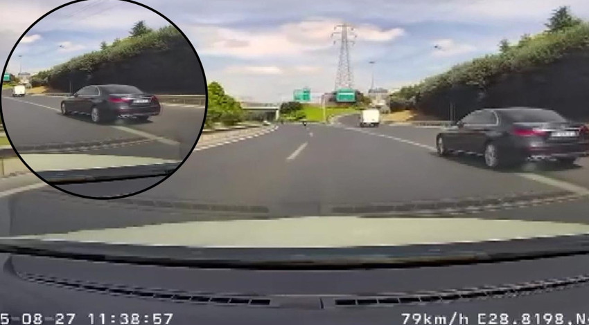 Trafikte ilginç tartışma: 'Arabada kamera var' deyince işler değişti