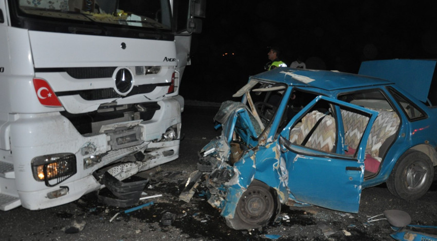 Kahramanmaraş'ta katliam gibi kaza! Kafa kafaya çarpıştılar: Çok sayıda ölü var