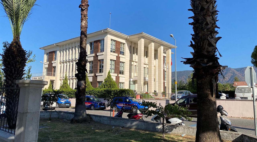 Yolsuzluk operasyonu: Belediye başkan yardımcısı gözaltına alındı