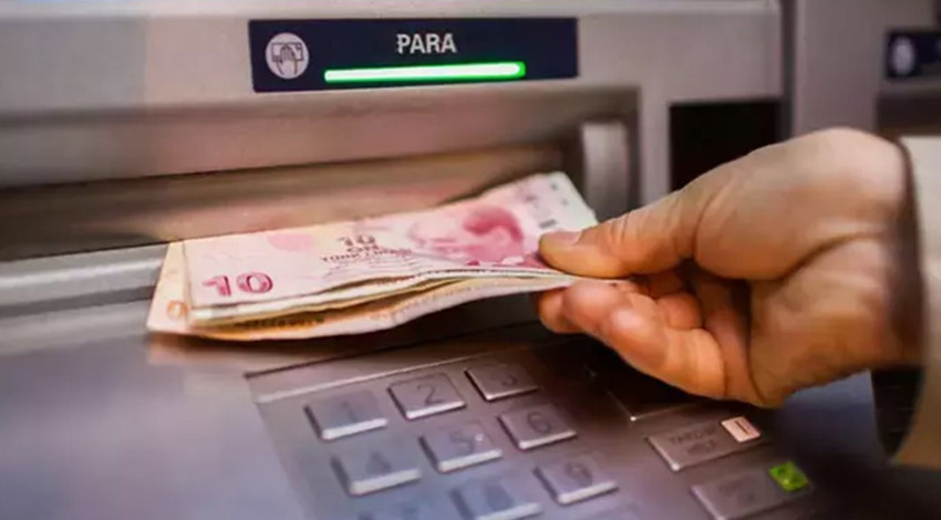 Dev bankadan müşterilerine uyarı: IBAN'lar bu gece değişiyor!