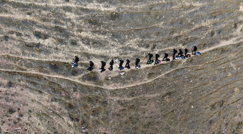 Elazığ’da Muşar Dağı zirvesinde bin yıllık Mor Ahron Manastırı keşfedil! Tüm ihtişamıyla doğa tutkunlarını ağırlıyor