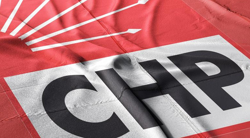 Kula'da CHP’li iki meclis üyesi partisinden istifa etti