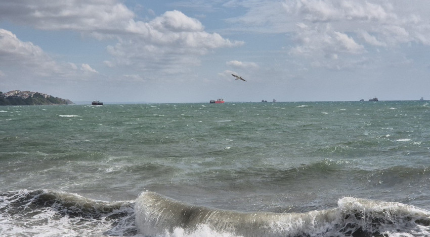Yetkililer uyardı! Marmara Denizi fırtınaya teslim olacak