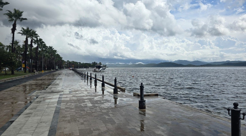 Muğla’da sağanak yağış sonrası gölde su seviyesi yükseldi! Sular kordon seviyesine çıktı