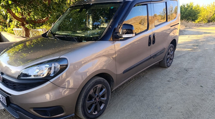 Aracını dolandırıcılara kaptırdı! 480 bin liraya geri aldı