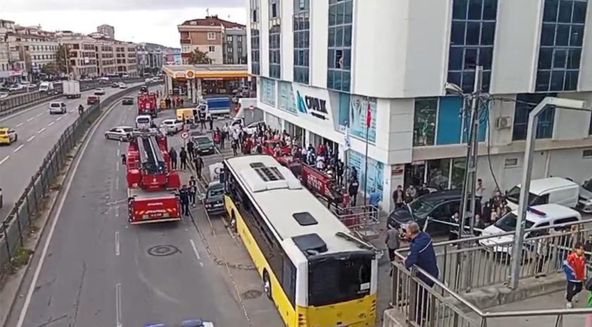 Yol verme kavgası can aldı! İstanbul'da otobüs durağa girdi