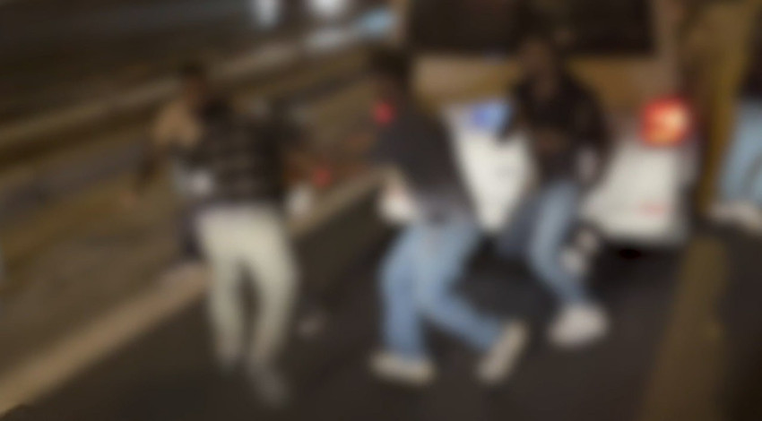 Trafikte elektrikli testereli kavga! Dehşet anları kamerada