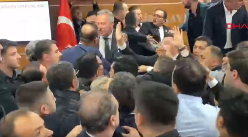 Bayrampaşa Belediyesi başkanvekili seçiminde gerginlik! Ortalık bir anda karıştı