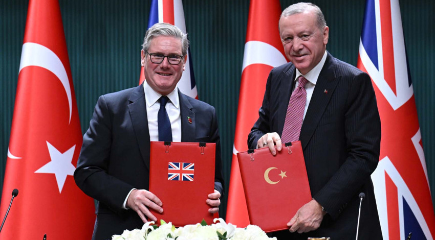 Türkiye’nin hamlesi dünya basınında! Yunanistan ve İsrail rahatsız oldu: "Türkiye'nin güç dengesini değiştirecek muazzam anlaşması”