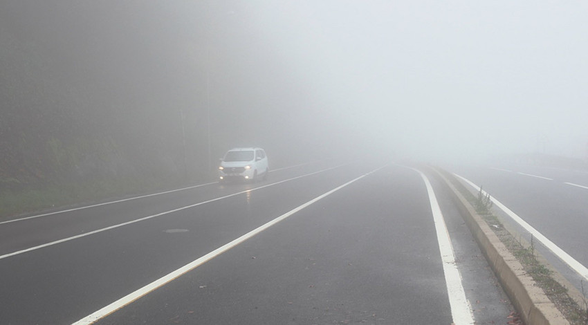 Sürücüler dikkat: Bolu Dağı'nda sis etkili oluyor