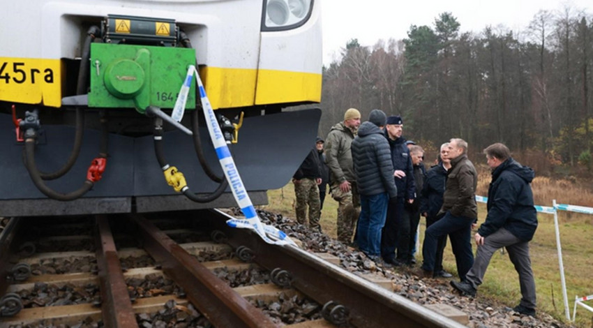 Demiryolunda patlama! Polonya Rusya'yı işaret etti
