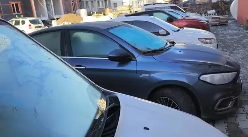 O ilde araçların motorları dondu