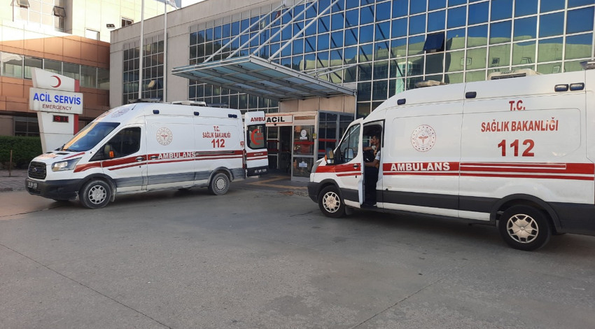 Tavuk dürüm yiyen 19 öğrenci zehirlendi!