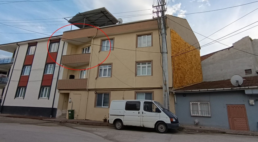 Bursa'da küçük çocuk balkondan düştü! 2 yaşındaki Veysel'in durumu ağır