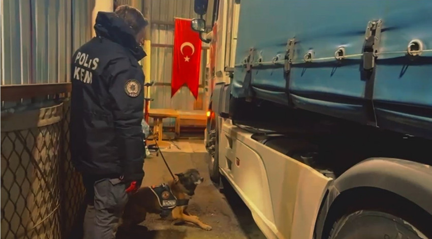 Mersin ve Erzurum'da zehir tacirlerine darbe