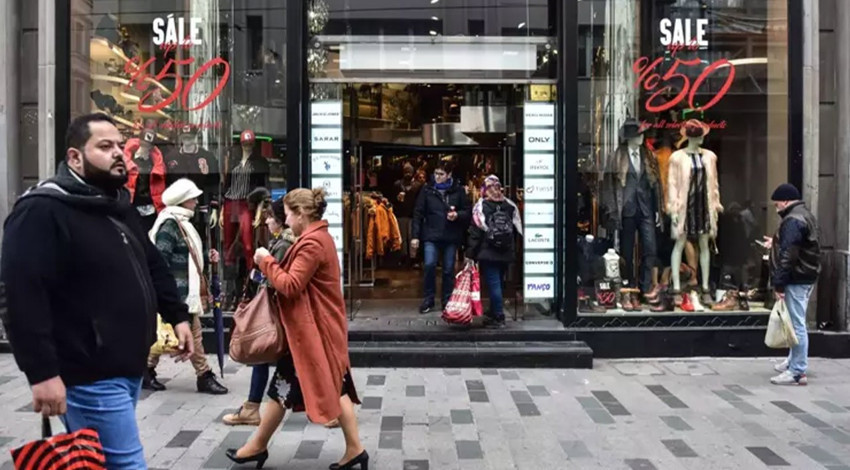 İstanbul'da 'Black Friday' (Efsane Cuma) yoğunluğu yaşanıyor!