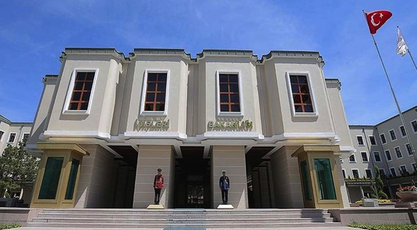 İçişleri Bakanlığı harekete geçti! Tepki çeken 'Koruma' görüntülerine inceleme