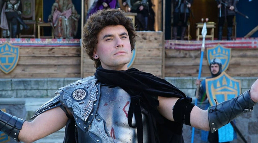 Prens'in yıldızı Giray Altınok'tan hayranlarını üzen emeklilik açıklaması