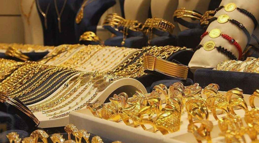 Piyasalarda sürpriz! Altın grafiği kırıldı, rakamlar fren yaptı! İşte 4 Aralık güncel altın fiyatları