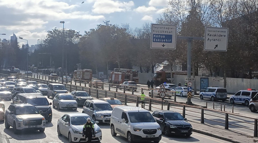 Bakanlık yerleşkesinde konteyner yangını