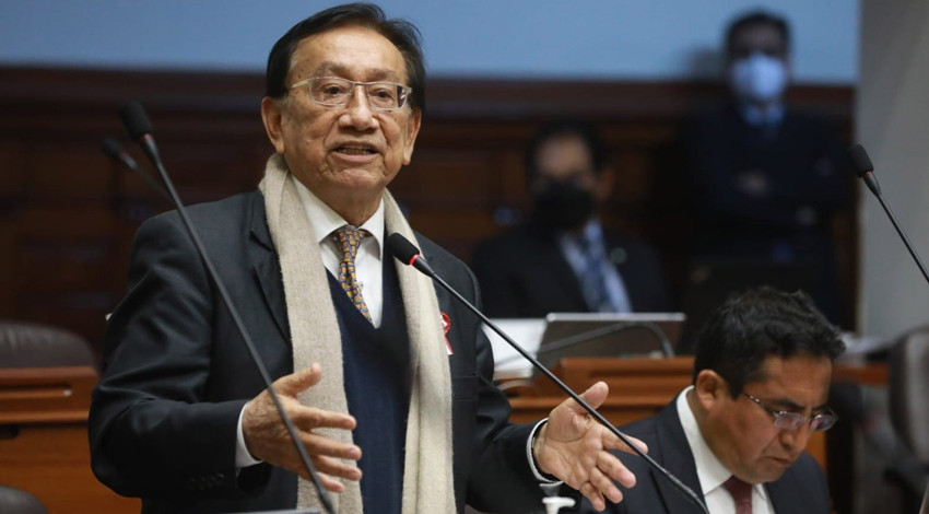 Peru'da Geçici Devlet Başkanı Jose Maria Balcazar oldu