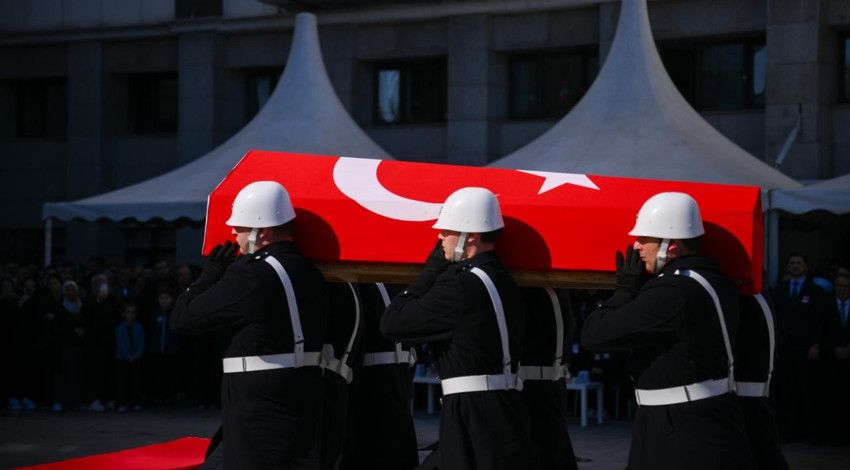 Bakan Çiftçi acı haberi duyurdu: Bir polis memuru şehit oldu!